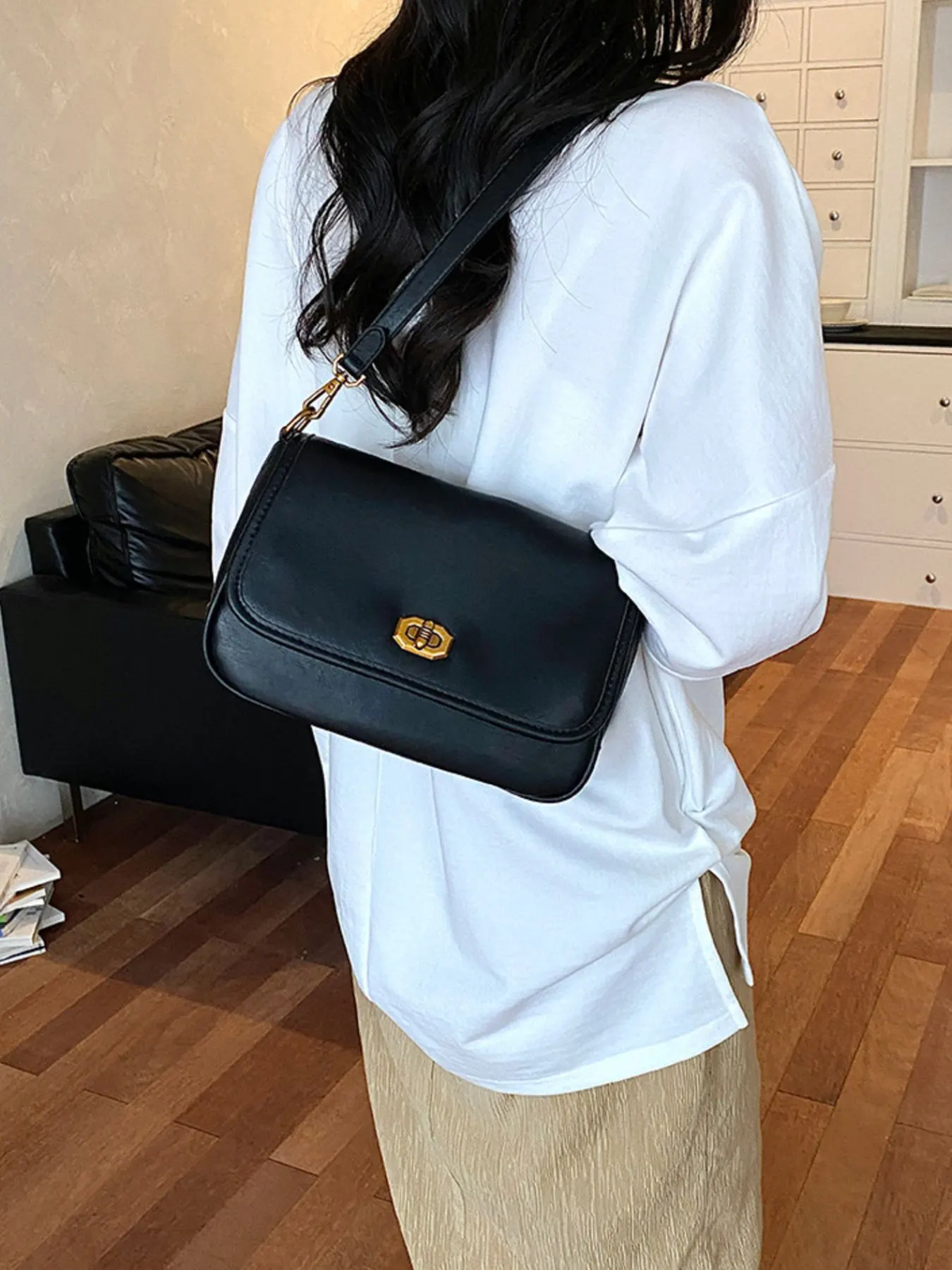 Twist Lock Flap Shoulder Bag